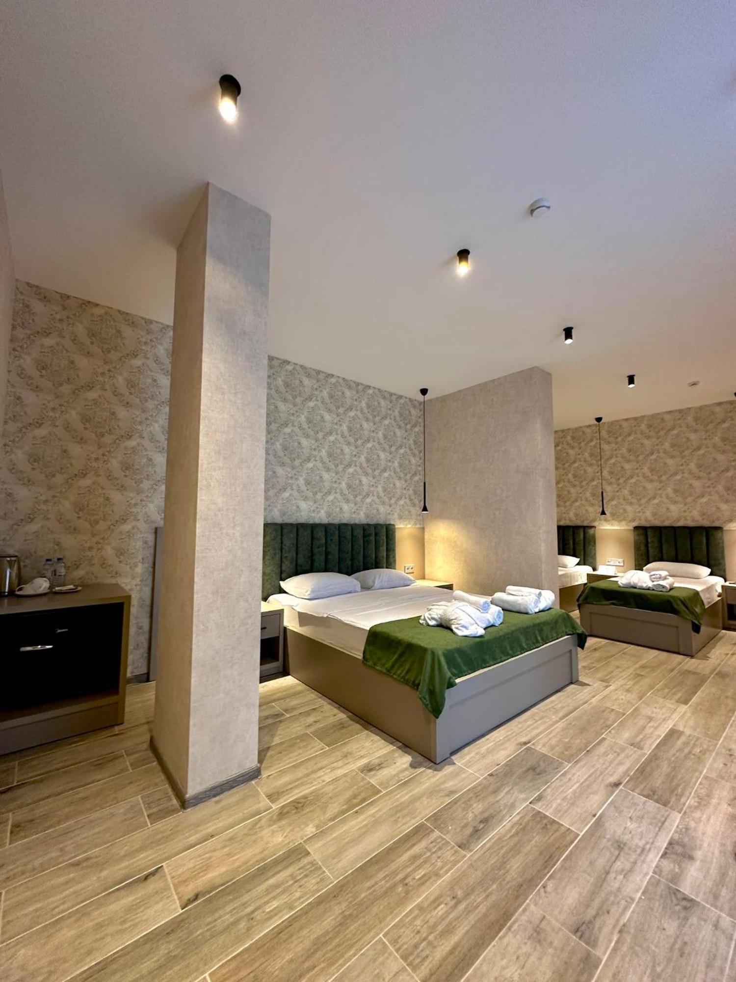 Emerald Hotel باتومي المظهر الخارجي الصورة