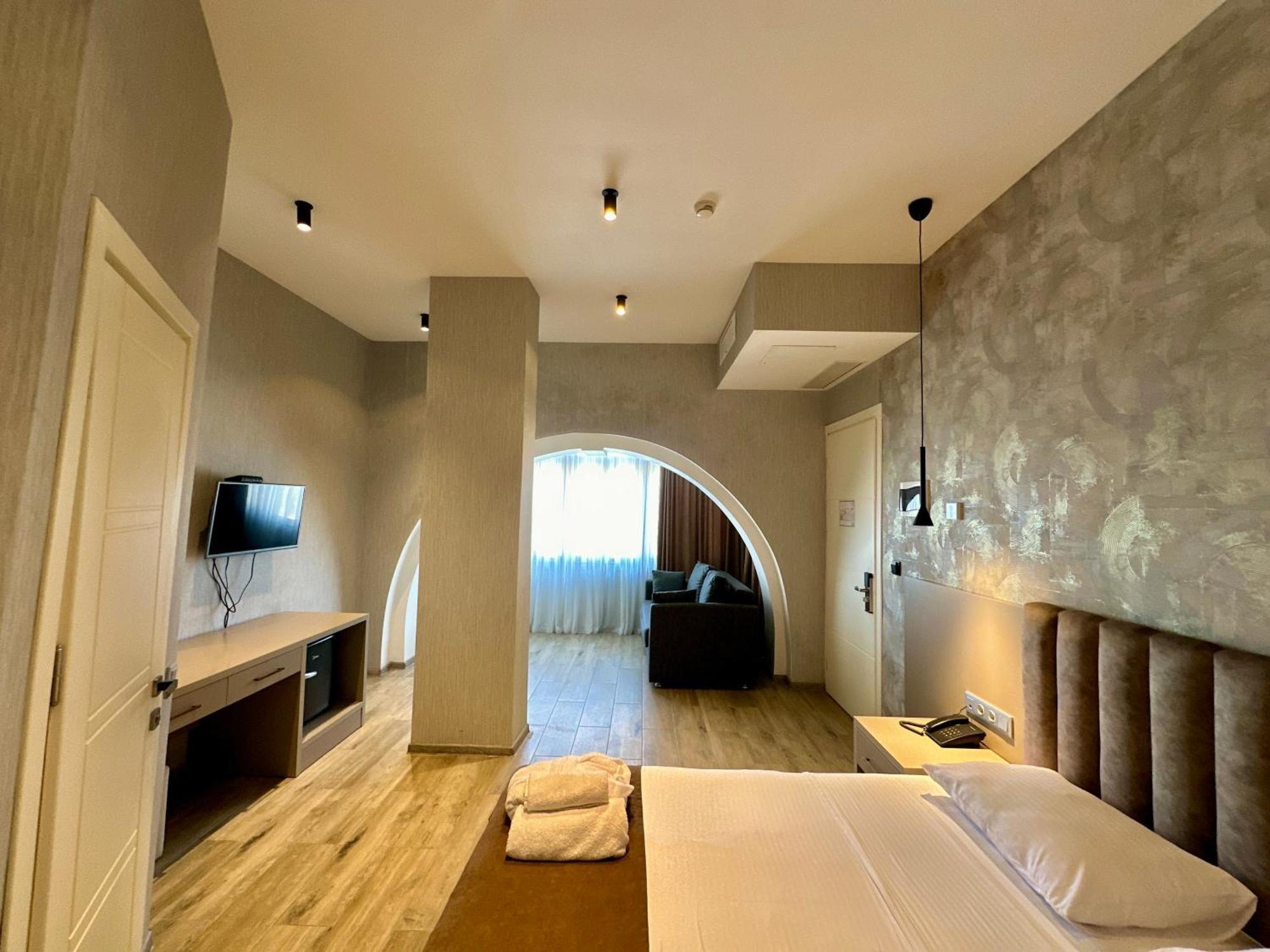 Emerald Hotel باتومي المظهر الخارجي الصورة